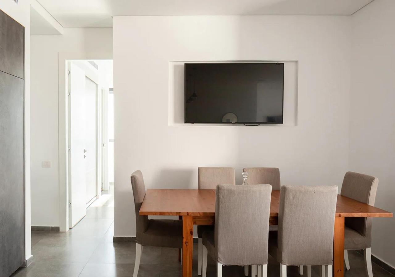 Oַ&O Group- Luxury Penthouse Jacuzzi Sea 36 Floor Bat Yam Exterior foto