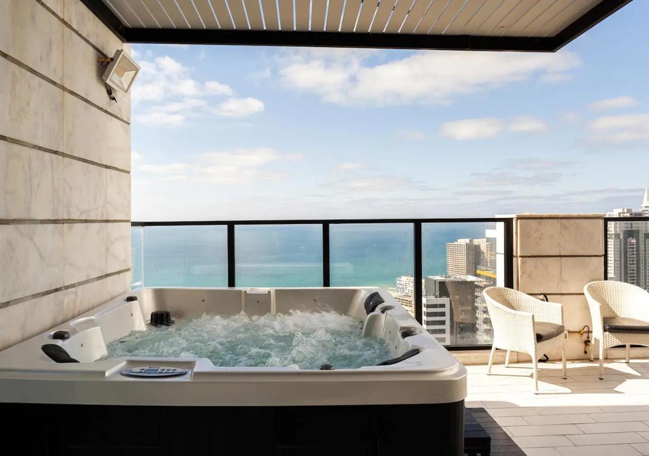 Oַ&O Group- Luxury Penthouse Jacuzzi Sea 36 Floor Bat Yam Exterior foto