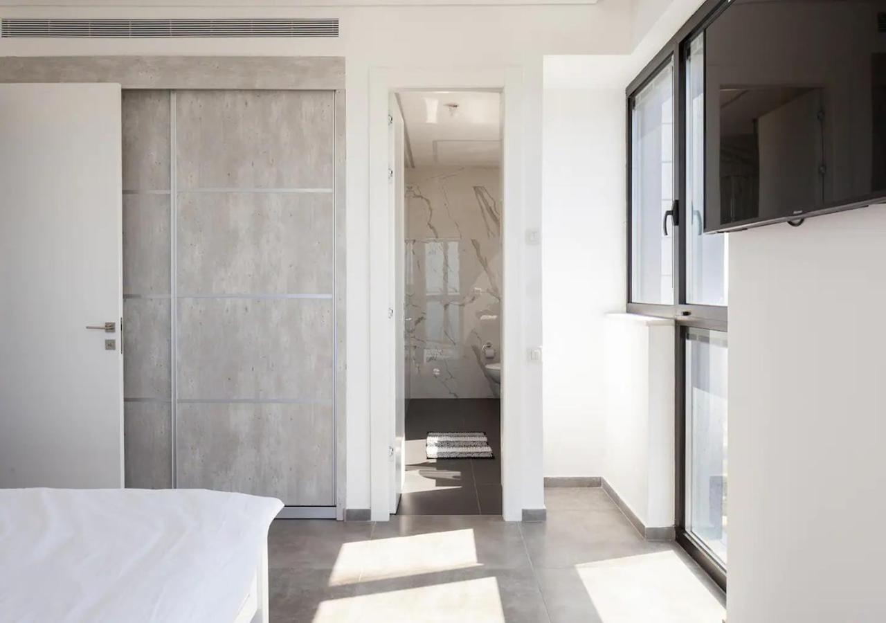 Oַ&O Group- Luxury Penthouse Jacuzzi Sea 36 Floor Bat Yam Exterior foto