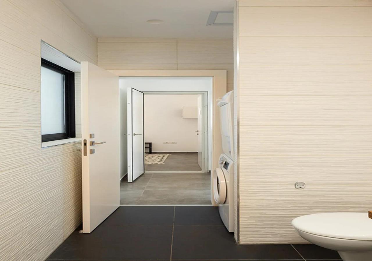 Oַ&O Group- Luxury Penthouse Jacuzzi Sea 36 Floor Bat Yam Exterior foto