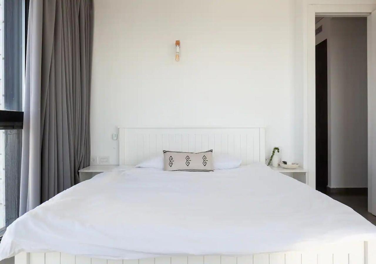 Oַ&O Group- Luxury Penthouse Jacuzzi Sea 36 Floor Bat Yam Exterior foto